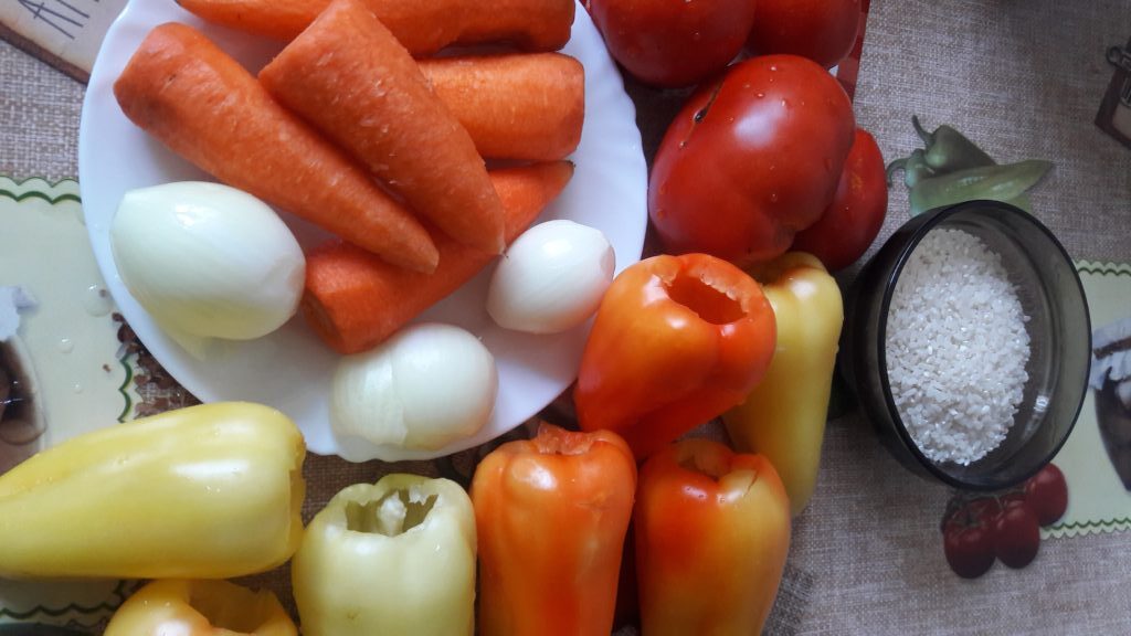 Ingrediente pentru ardei umpluti