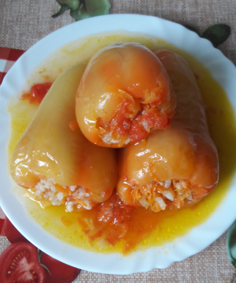 Ardei umpluti cu orez si legume