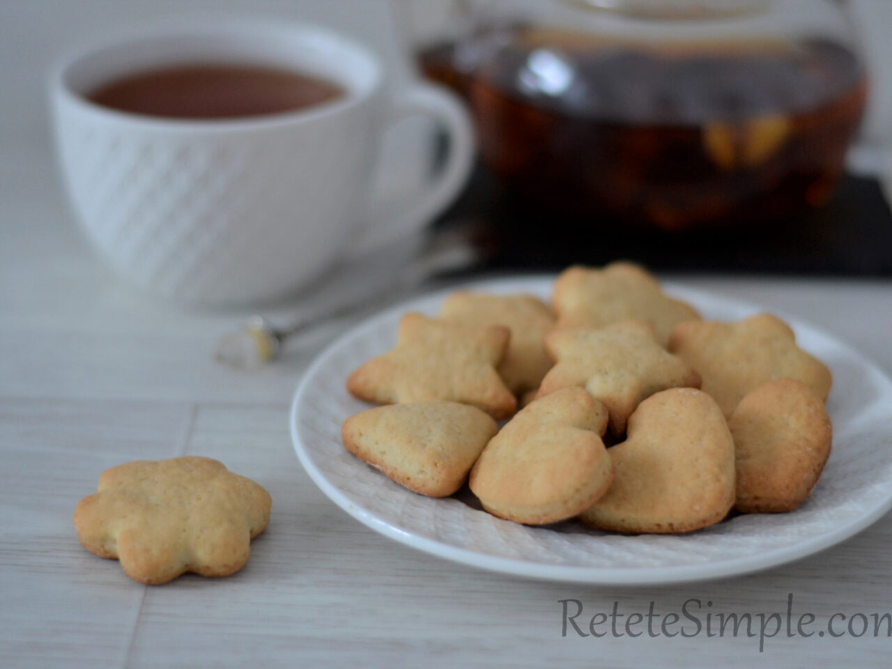 Biscuiti cu saramura de castraveti
