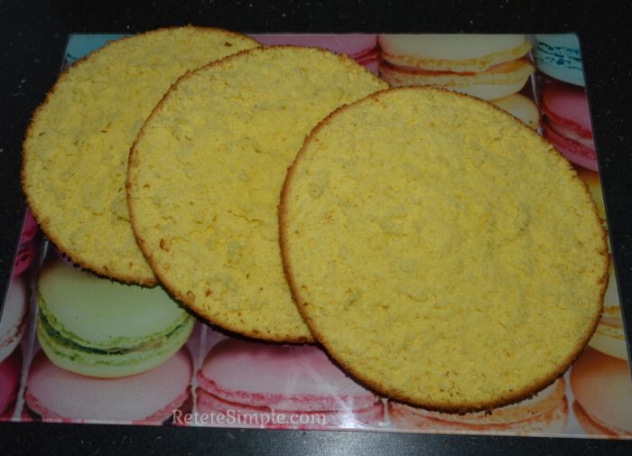 Pandispan fara oua la cuptor poza