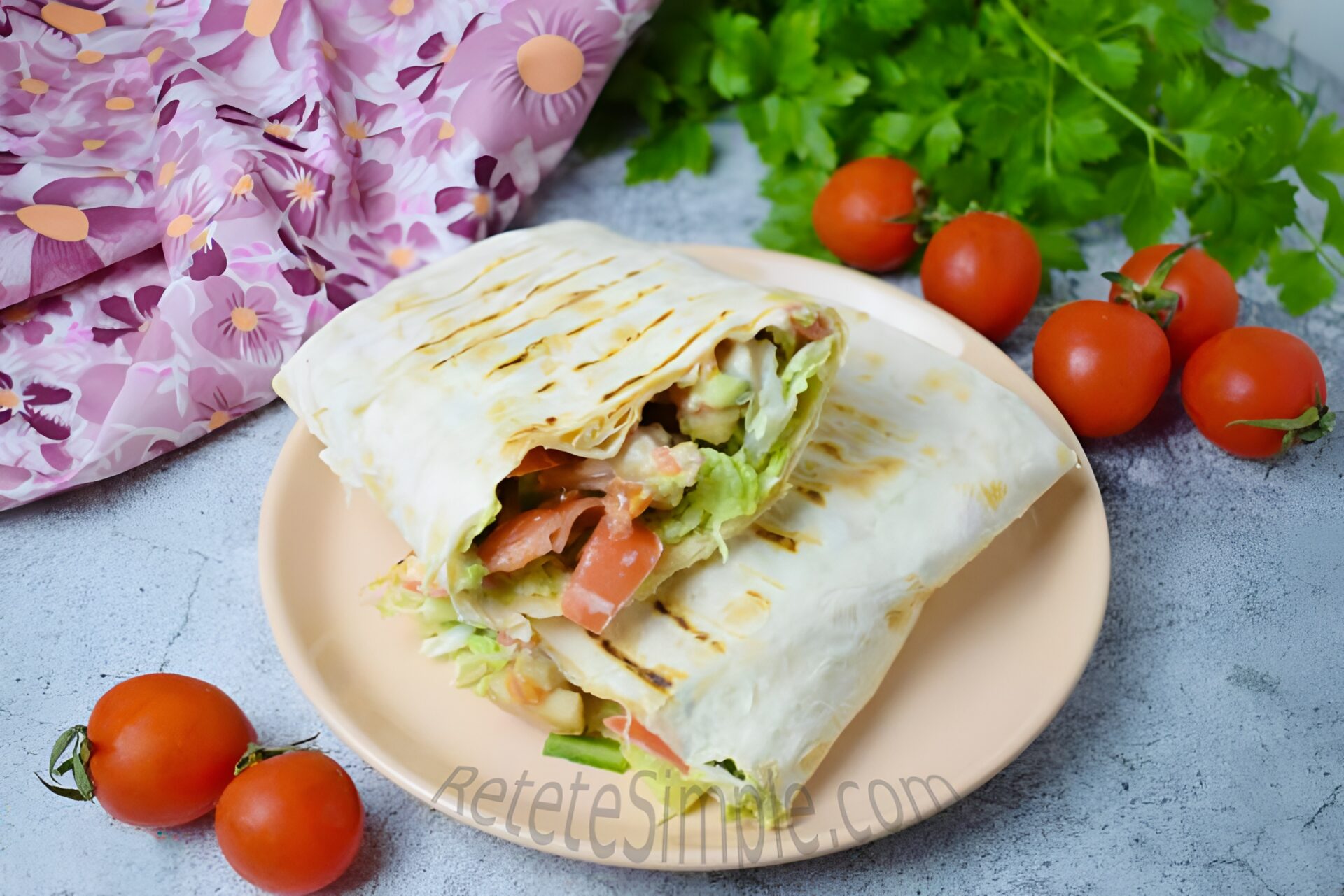 Shaorma cu pui si legume