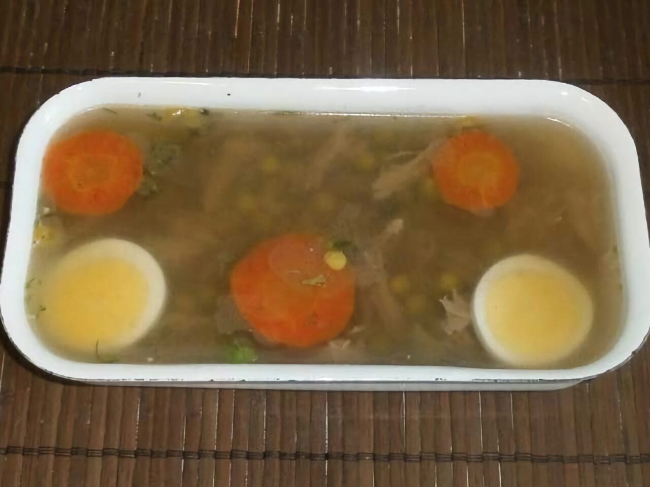 Piftie (racituri) de rață cu gelatină poza