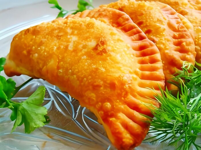 Chebureki cu ciuperci și cașcaval poza