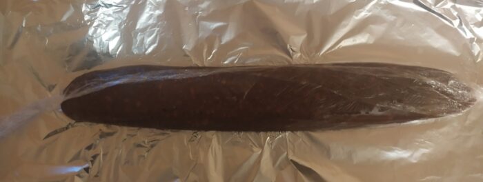 Înfășurați salamul