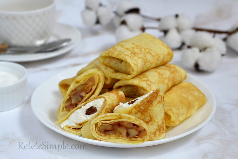 Clătite pufoase cu două umpluturi delicioase