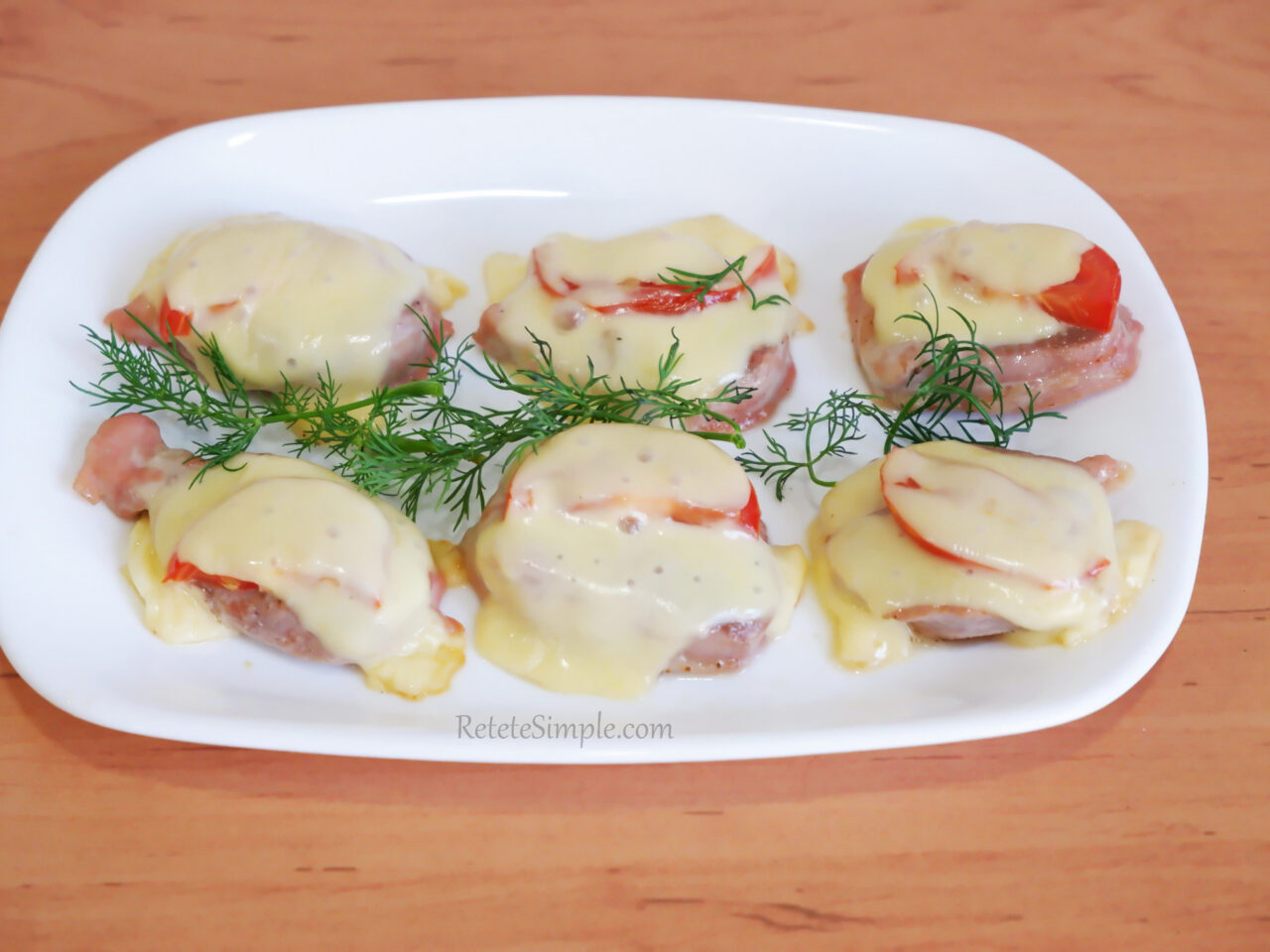 Medalioane de porc la cuptor poza