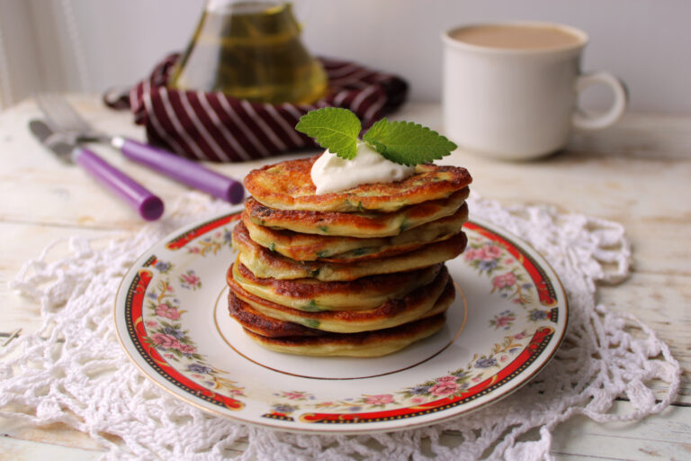 Oladii Rusesti cu ceapa verde