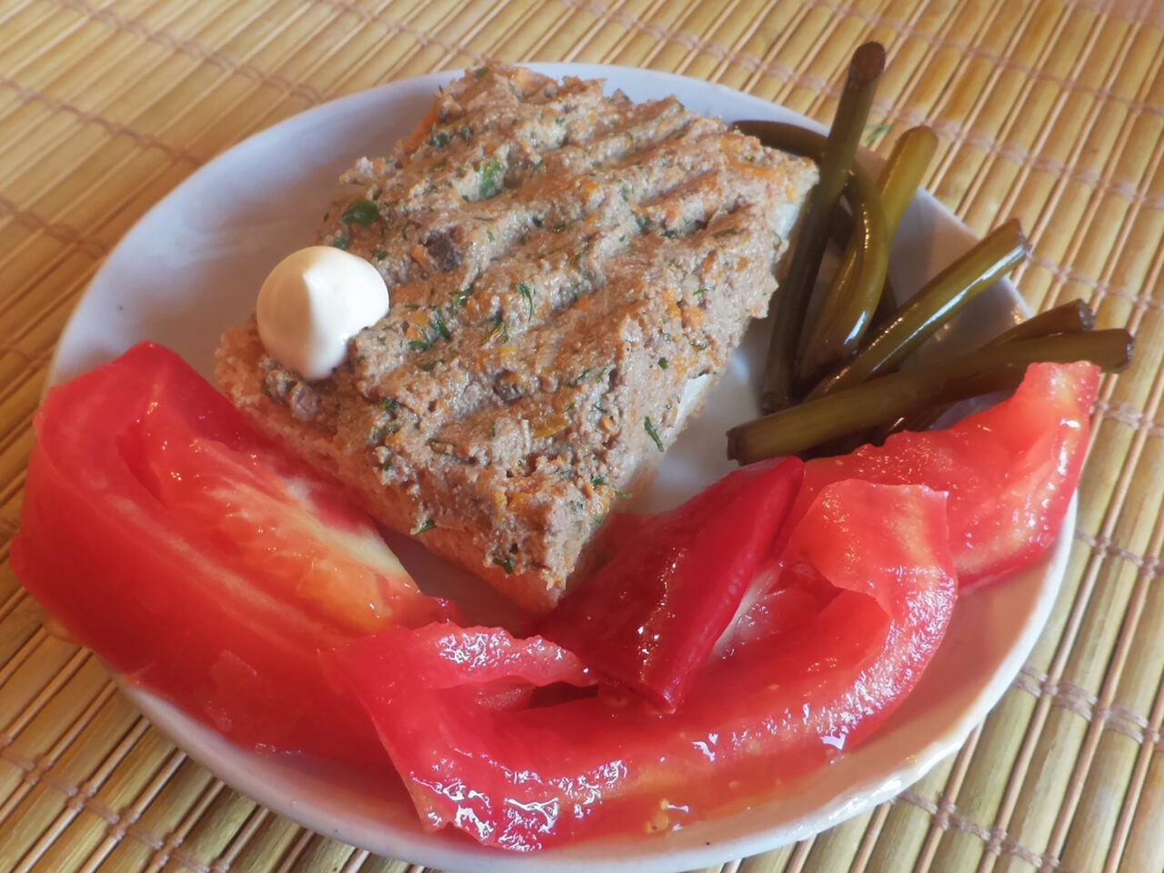 Pateu de ficat de pui cu legume poza