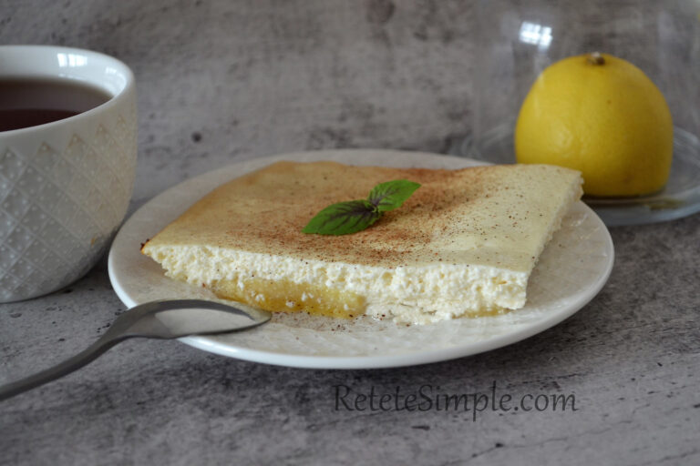 Prajitura cu banane si branza de vaci