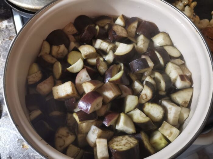 Vinetele se fierb timp de 10 min