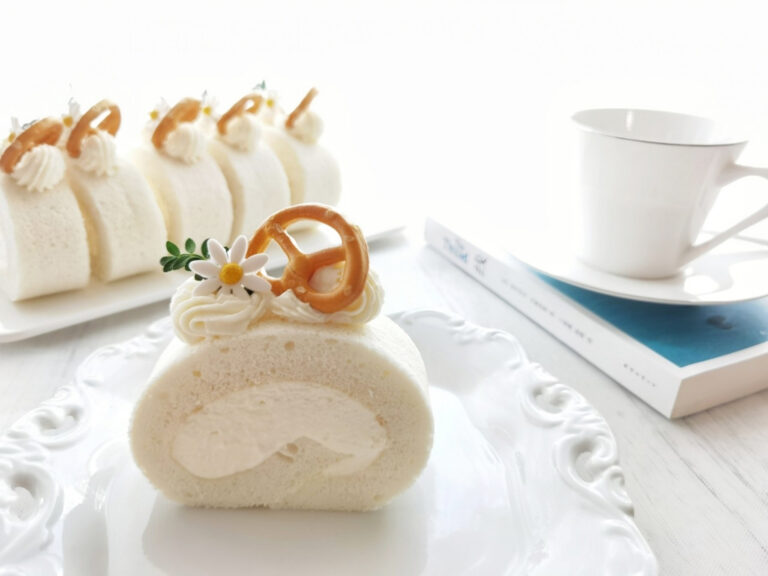 Rulada cu nuca de cocos