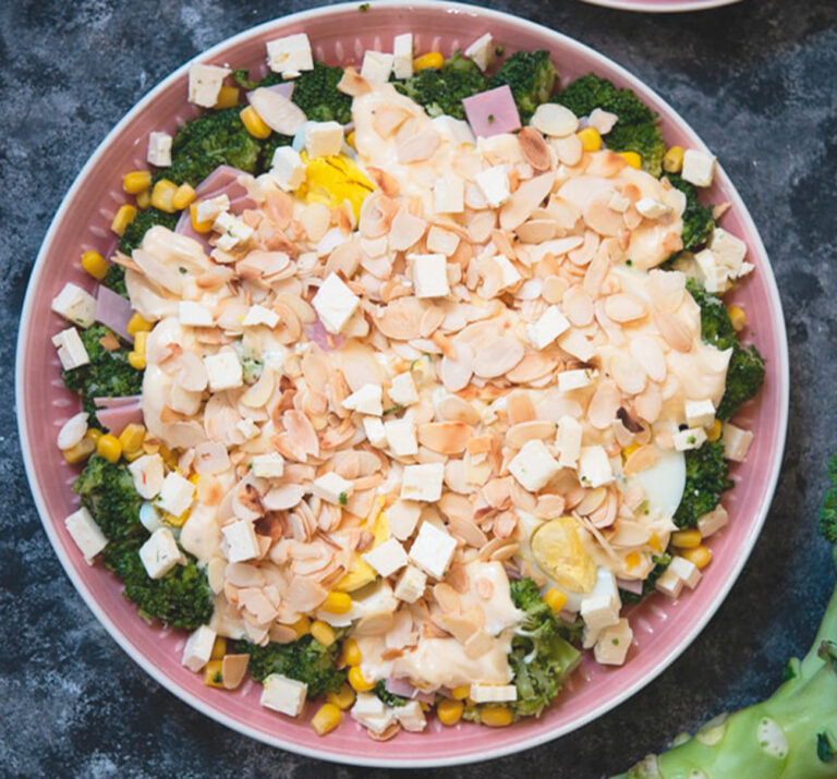 Salata de broccoli cu branza feta