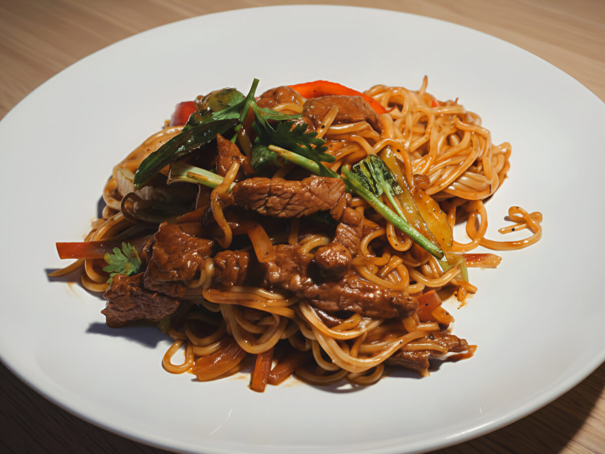 Spaghete cu carne de vita poza