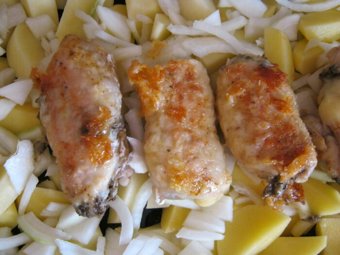 Rulouri de pui cu cartofi si cascaval la cuptor