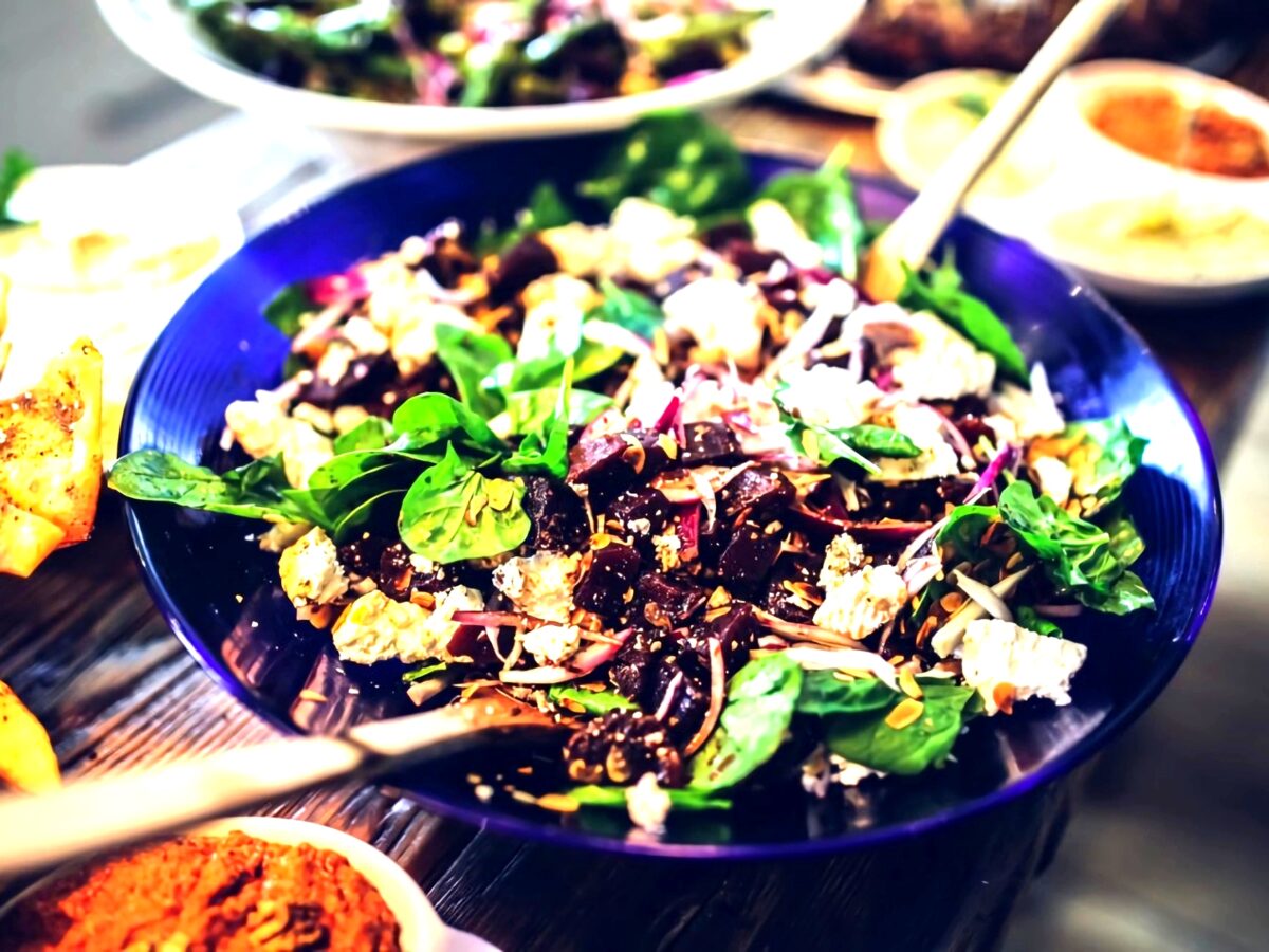 Salată de spanac și sfeclă poza