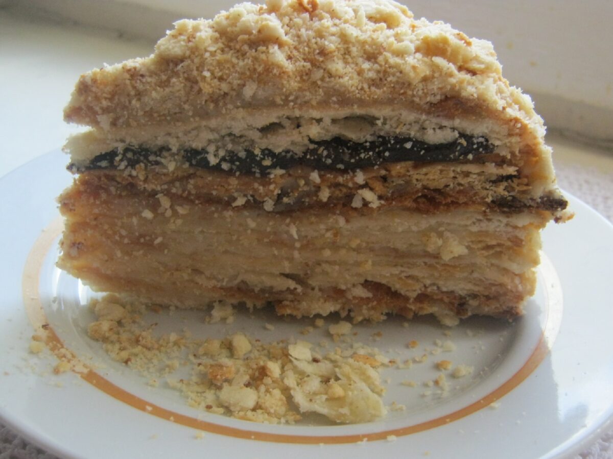 Tort cu prune uscate poza