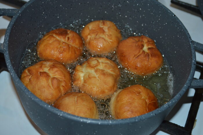 Gogoși cu zahăr pudră