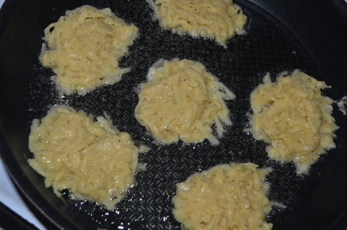 Prajiti aproximativ 2 minute