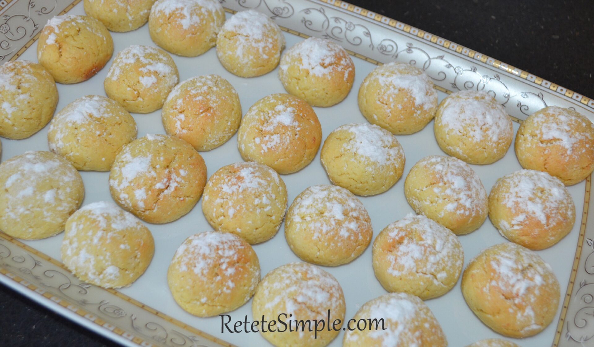 Biscuiti cu fulgi de cocos poza