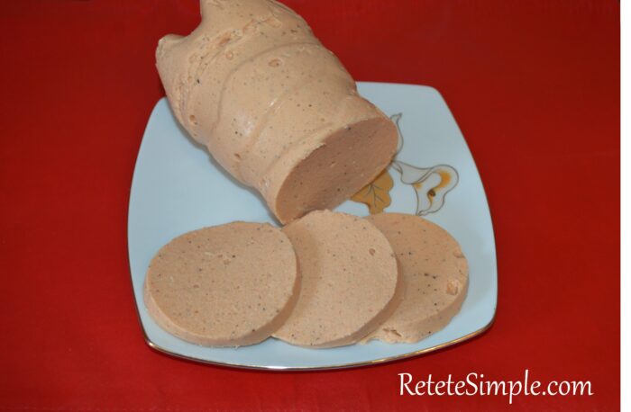 Salam de pui de casa poza