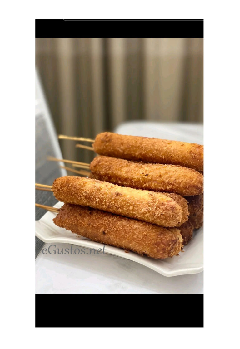 Crenvursti in aluat Corn Dogs