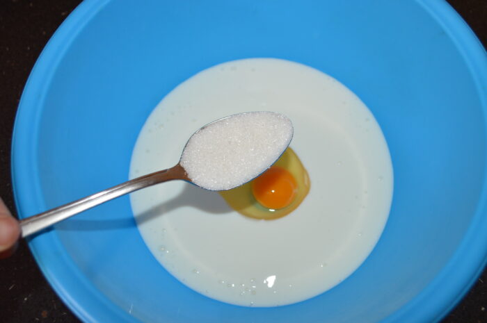 Adaugati o lingura de zahar