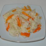Pilaf de orez cu piept de pui si legume