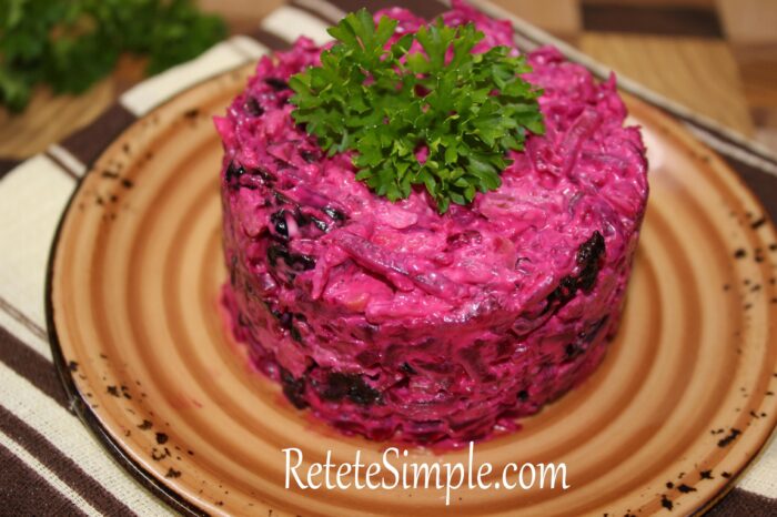 Salata de sfecla rosie cu nuci