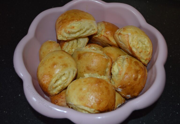 Placinte cu branza la cuptor