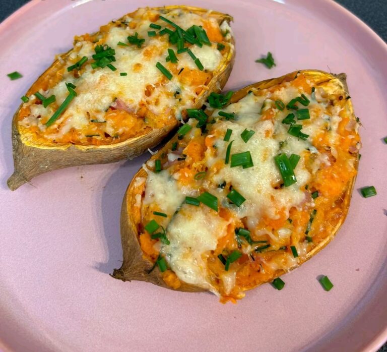 Cartofi umpluti cu bacon si cascaval