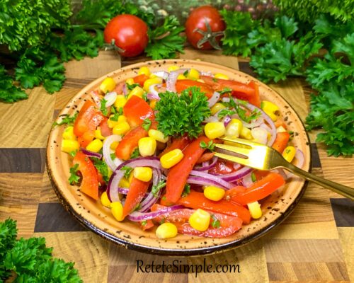 Reteta simpla de salata cu porumb si legume proaspete