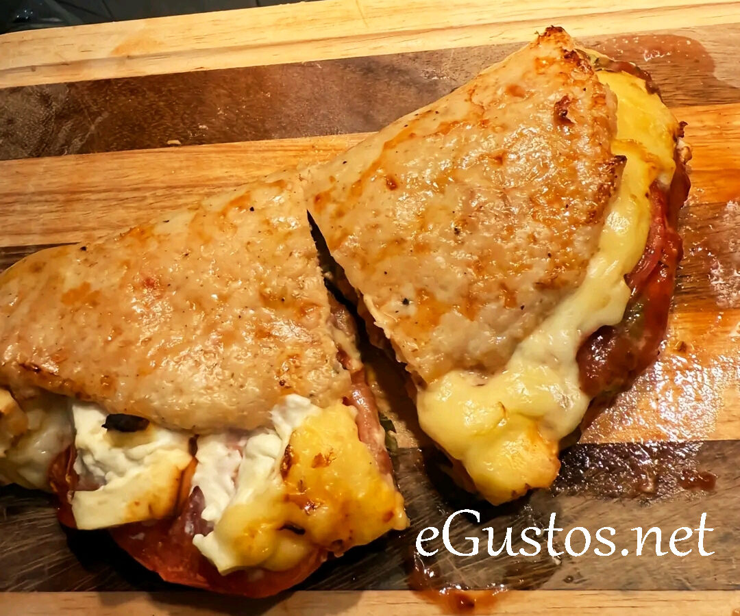 Carne tocata cu cascaval si rosii la cuptor poza