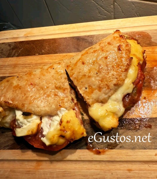 Carne tocata cu cascaval si rosii la cuptor poza