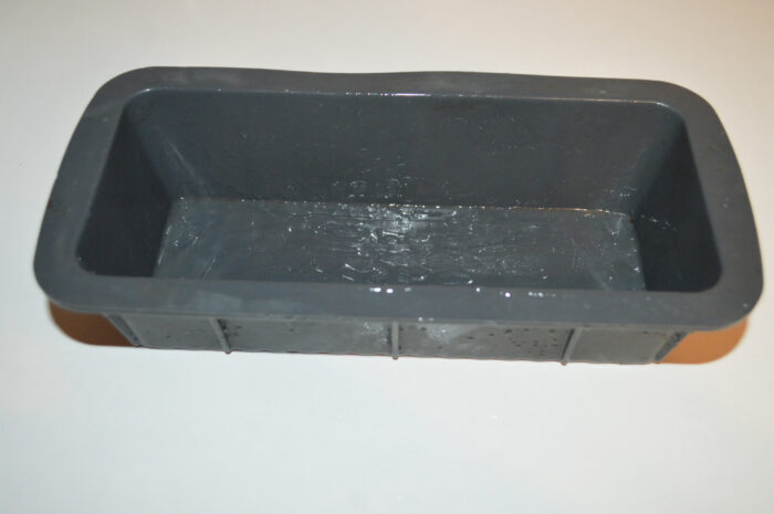 Pregatiti o forma pentru chec