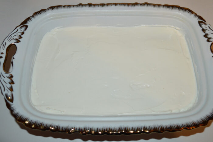 Ungeti cu a doua jumatate din crema