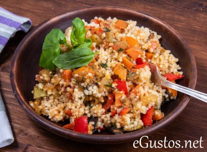 Cuscus cu legume inabusite – vegan si rapid