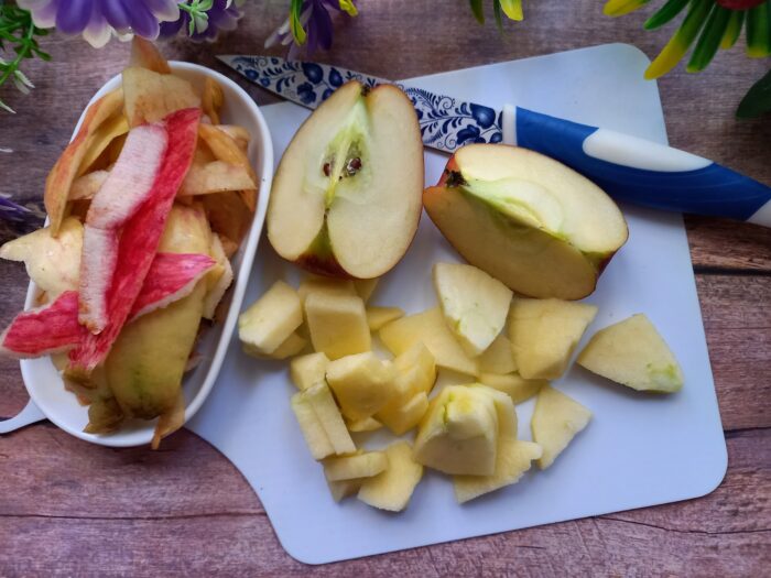 Curatati merele de coaja