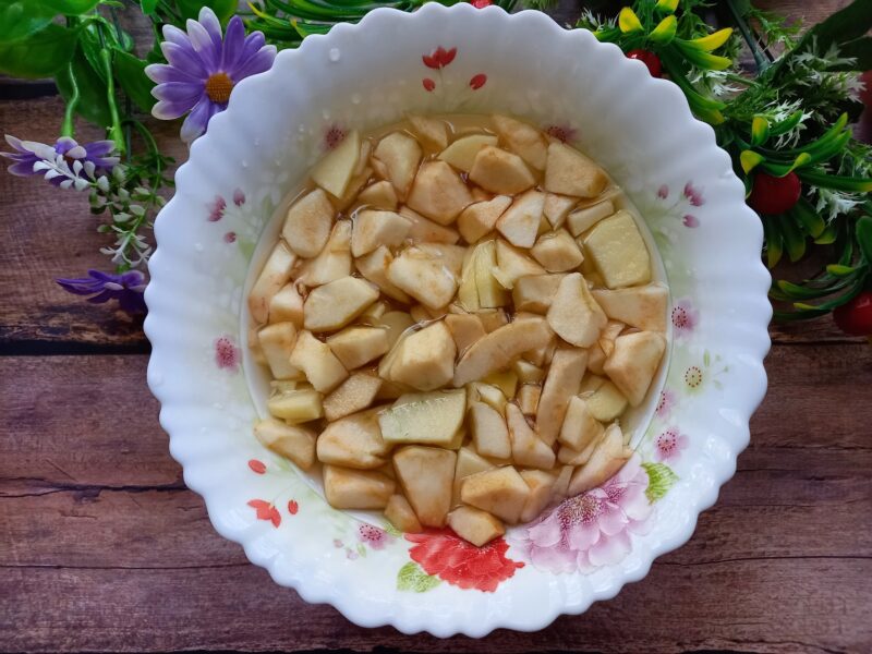 puneti feliile de mar intr-un recipient cu apa