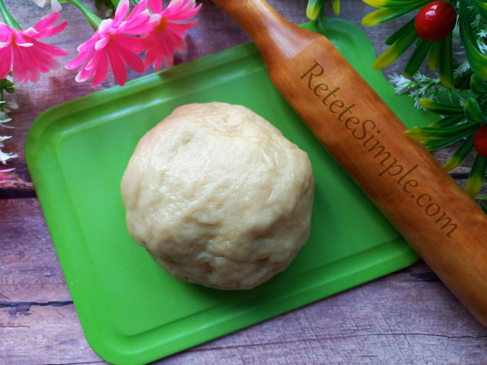 Aluat pentru placinta poza principala