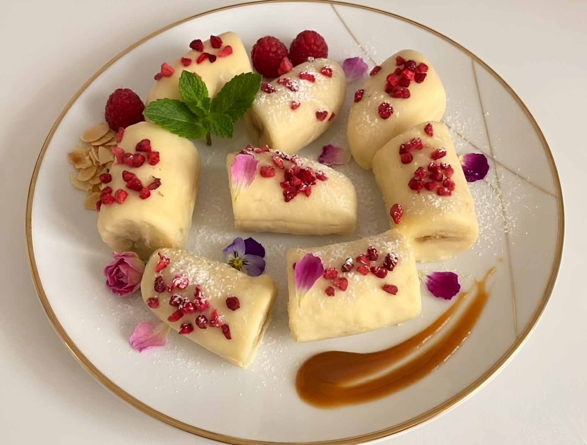 Banane in ciocolata alba poza