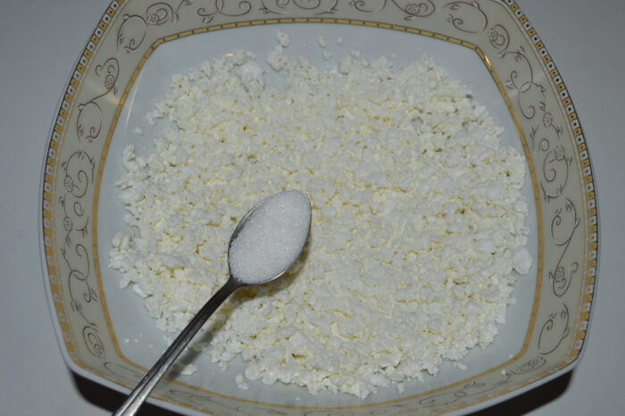 Adaugati zaharul vanilat