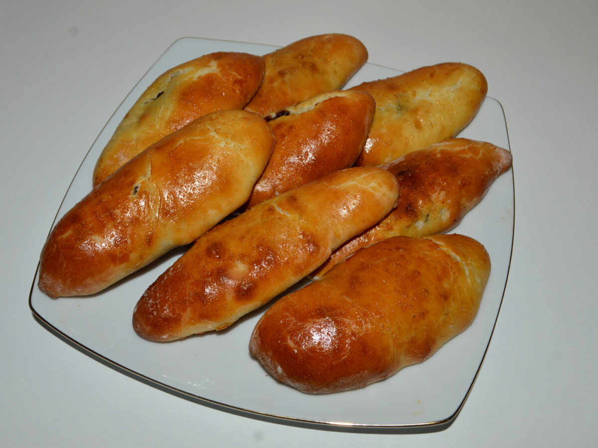 Pateuri cu gem sau dulceata la cuptor poza