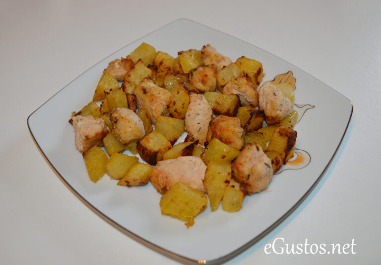 Pui cu cartofi in Air Fryer