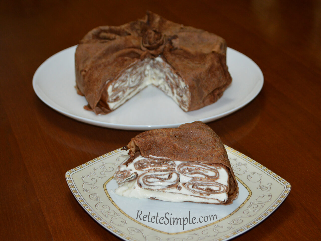 Tort de clatite cu crema