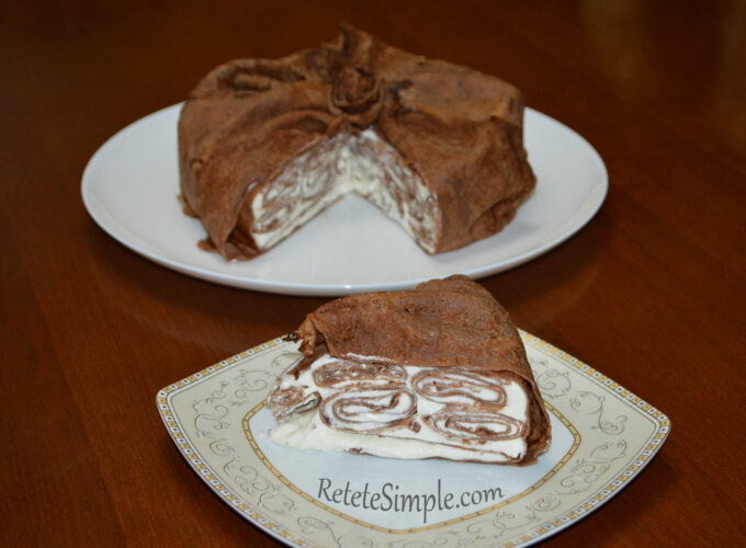 Tort de clatite cu crema