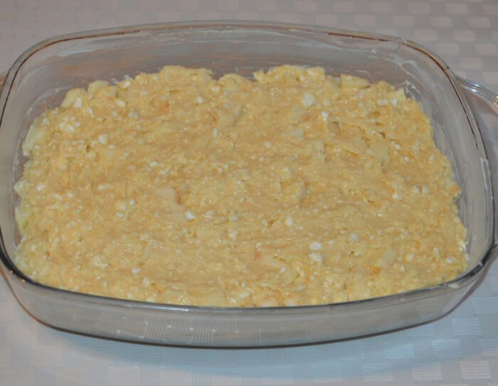 puneti compozitia in tava