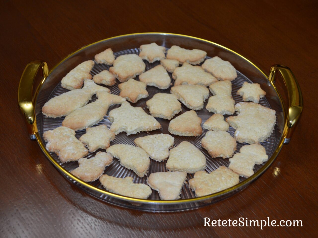 Biscuiti pentru copii - cea mai simpla reteta poza