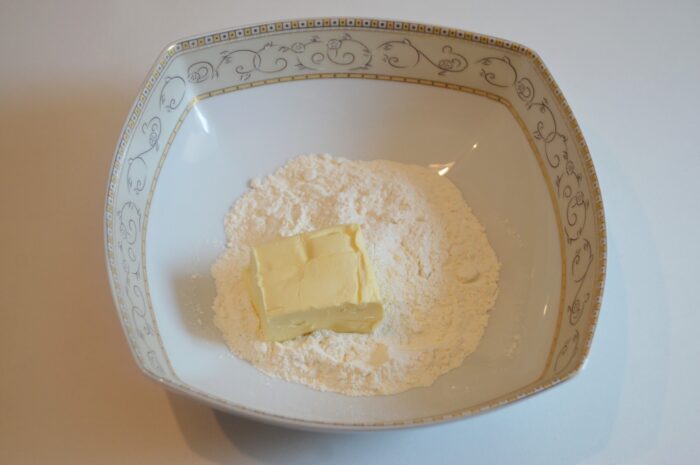 adaugati faina si untul