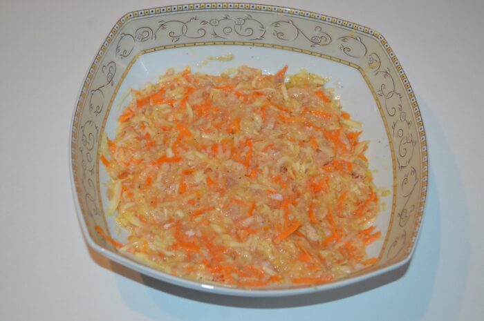 Amestecati toate ingredientele