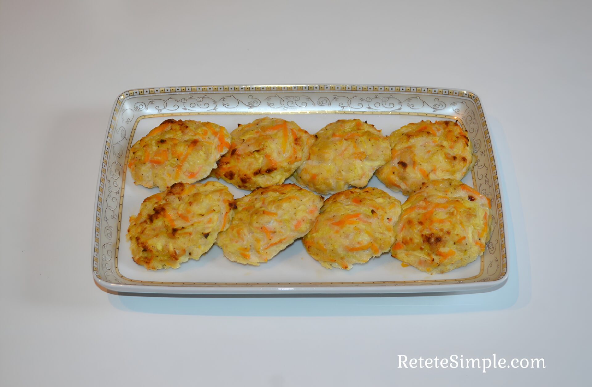 Chiftele cu dovlecei si carne tocata